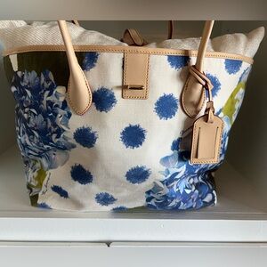 Dooney & Bourke Floral Canvas Tote Bag Large Hydrangeas Flowers 90s Vintage NEW